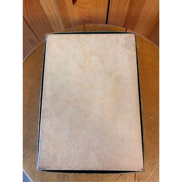 1945 Drueke Authentic Staunton Design Chess Set In Original Box and Rule Book (4 - Picture 6 of 7